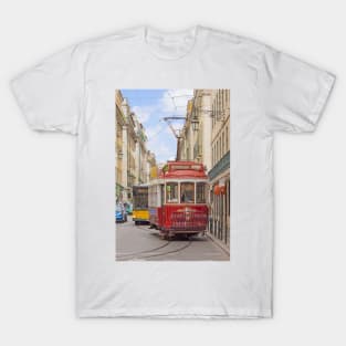 "eléctrico" . Lisbon tram T-Shirt